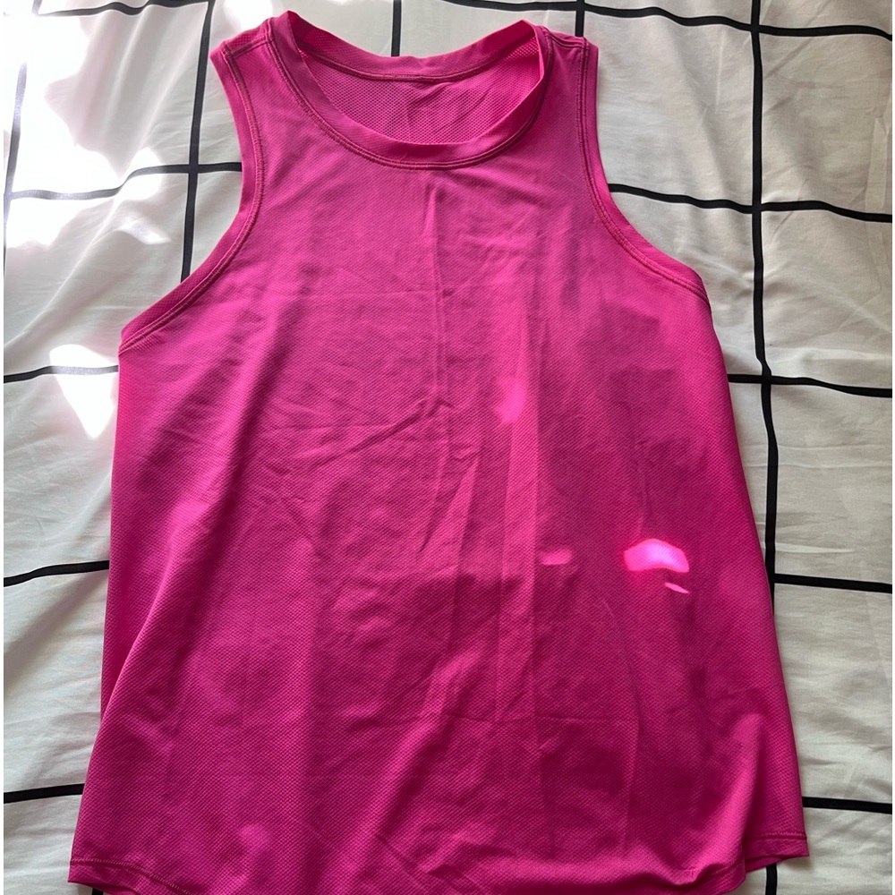 RARE LULULEMON TANK TOP SONIC PINK SIZE 4